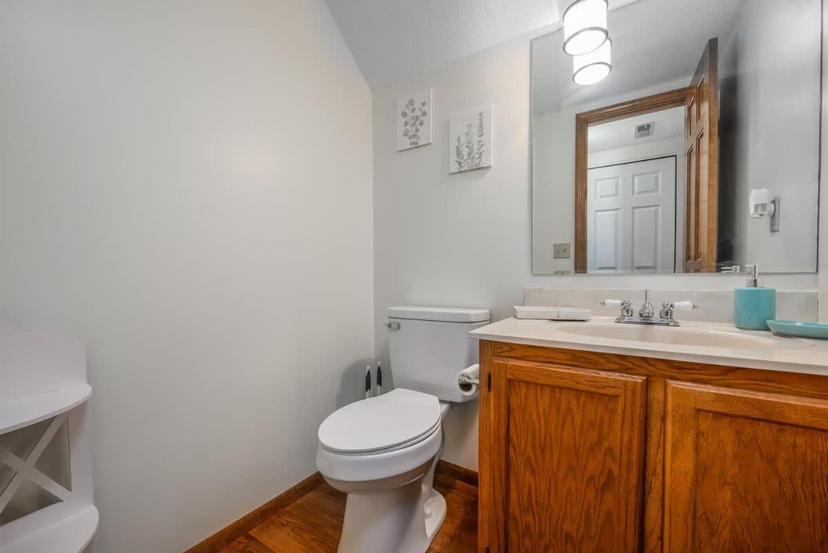 Family Friendly And Quite 2 Bedroom Condo Close To Fun Fort Wayne Exteriér fotografie