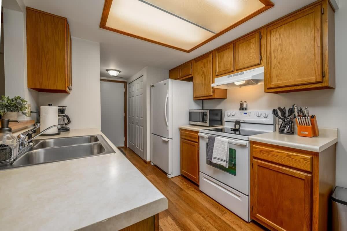 Family Friendly And Quite 2 Bedroom Condo Close To Fun Fort Wayne Exteriér fotografie