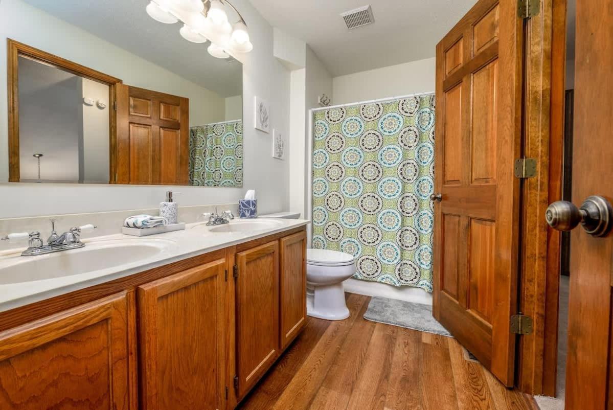 Family Friendly And Quite 2 Bedroom Condo Close To Fun Fort Wayne Exteriér fotografie