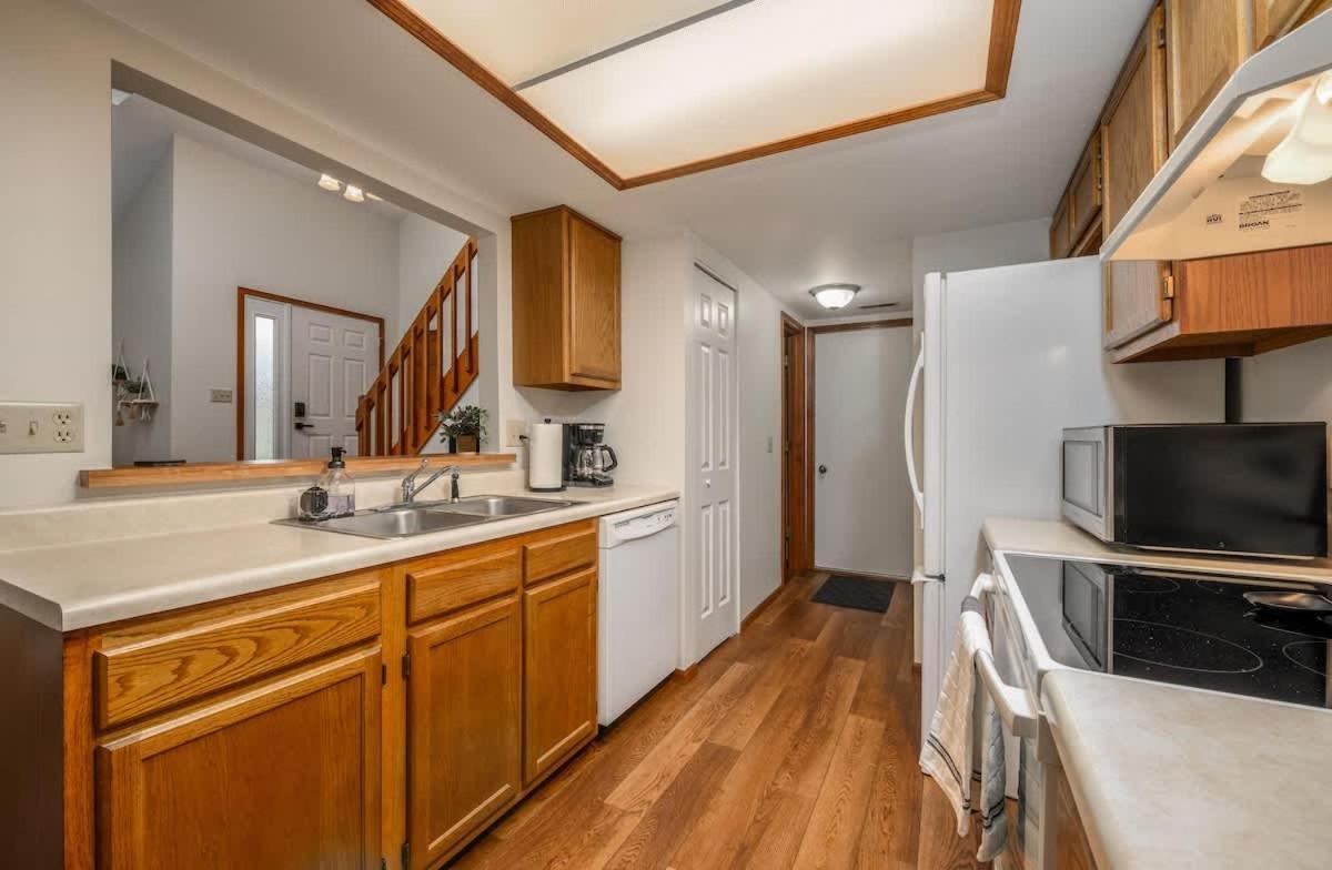 Family Friendly And Quite 2 Bedroom Condo Close To Fun Fort Wayne Exteriér fotografie